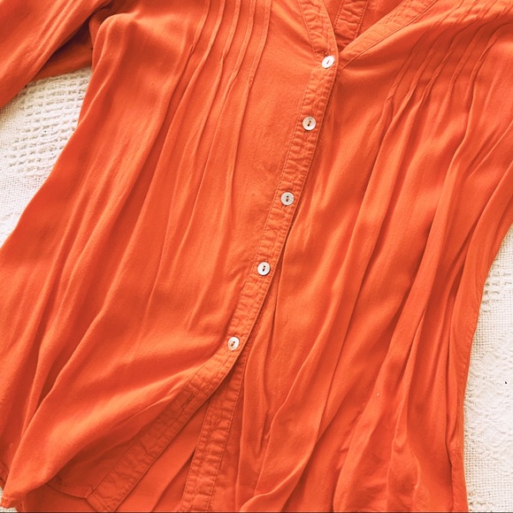 Orange mid sleeve blouse with shell buttons - Picture 4 of 6